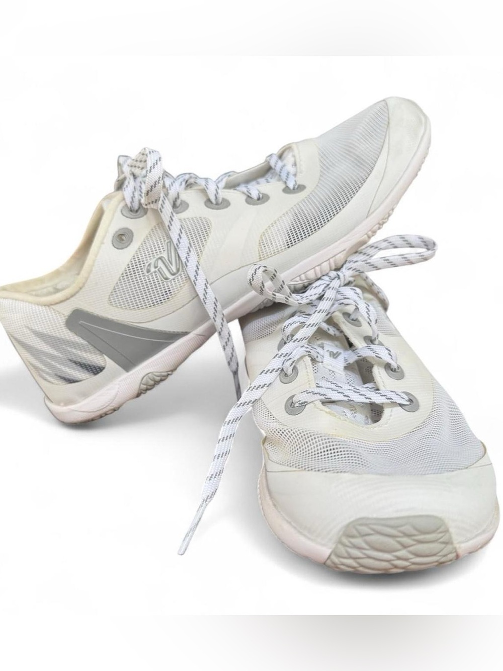 Varsity Ascend Air Cheer Shoes Women’s Size 7 | White Silver | Competition Grade